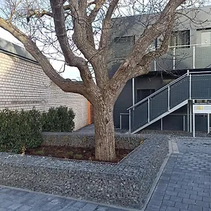 Xzllenz Traum Studio-apartment, Frei-parken, U-bahn, Kueche Apartament Norymberga